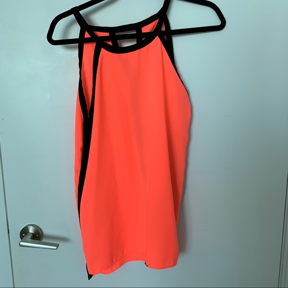 Neon pink top - Picture 1 of 2